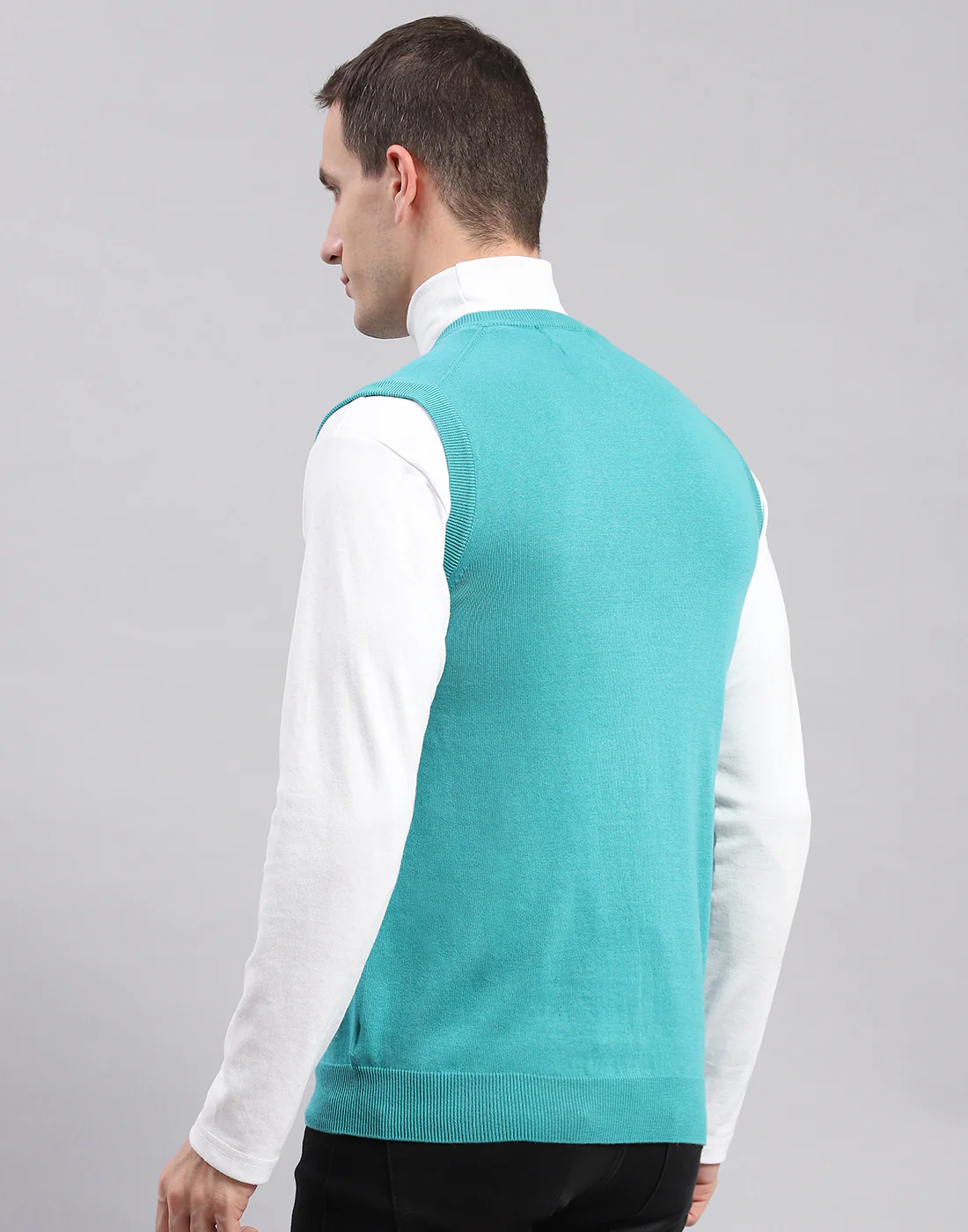 Men Turquoise Blue Solid V Neck Sleeveless Sweaters/Pullovers - Image 5