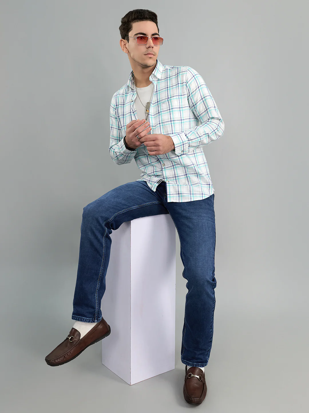 Men White Check Collar Full Sleeve Shirt - Image 6