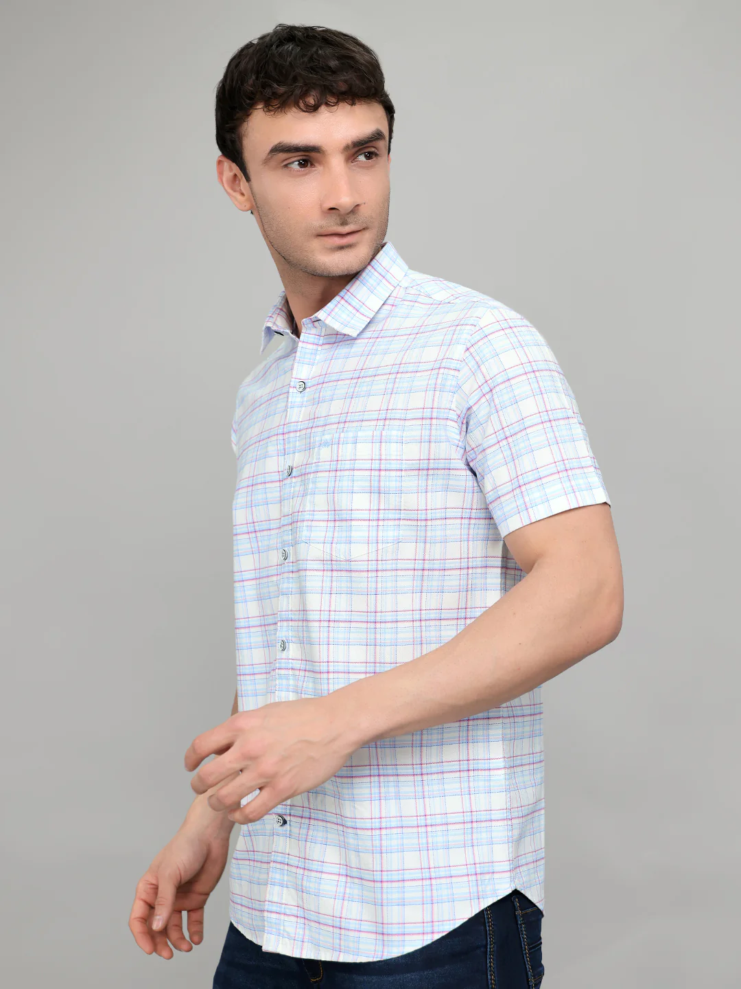 Men White Check Collar Half Sleeve Shirt - Image 2