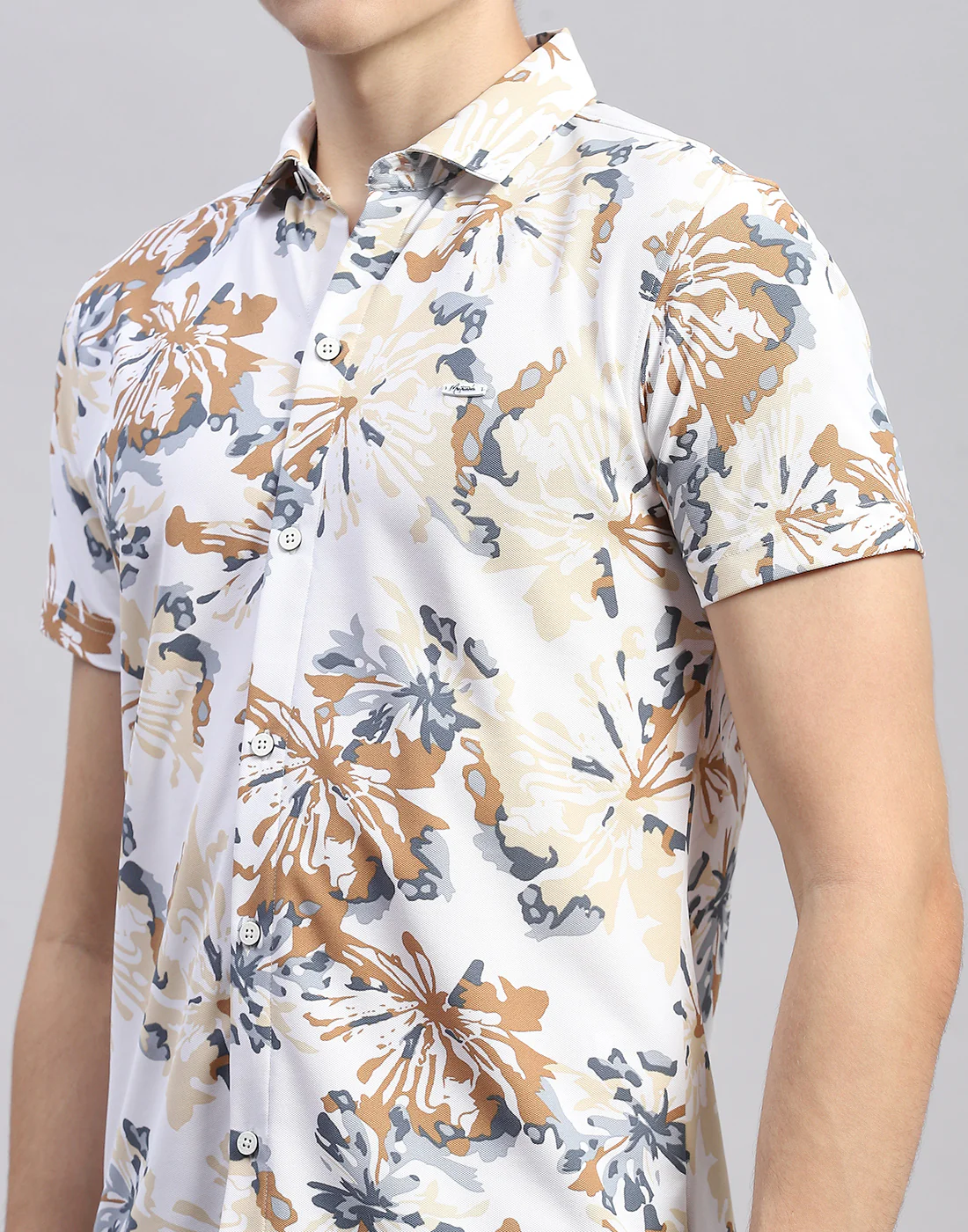 Men White Floral Print Collar Half Sleeve Shirt - Image 6