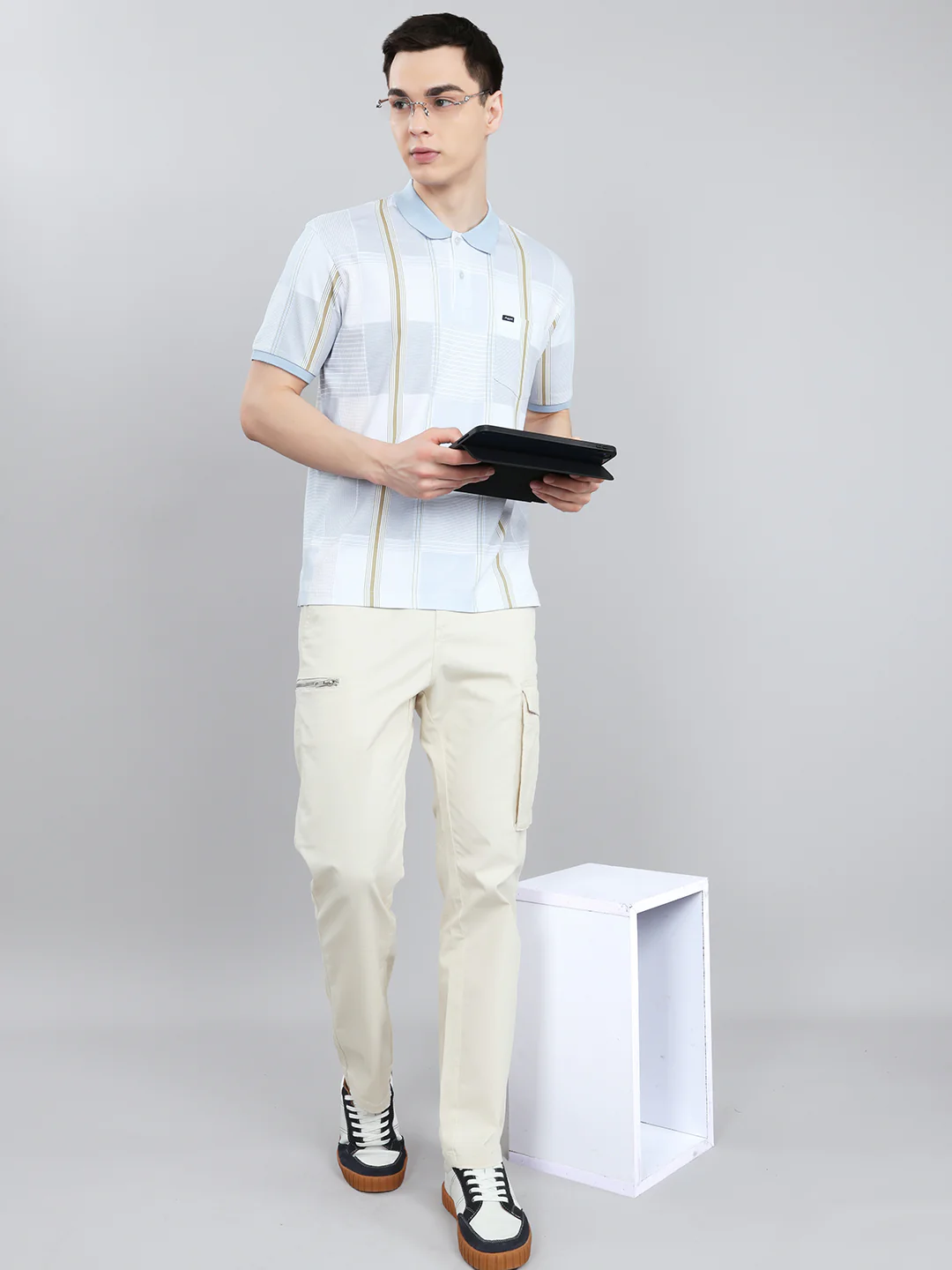 Men White Printed Collar Half Sleeve T-Shirt - Image 6