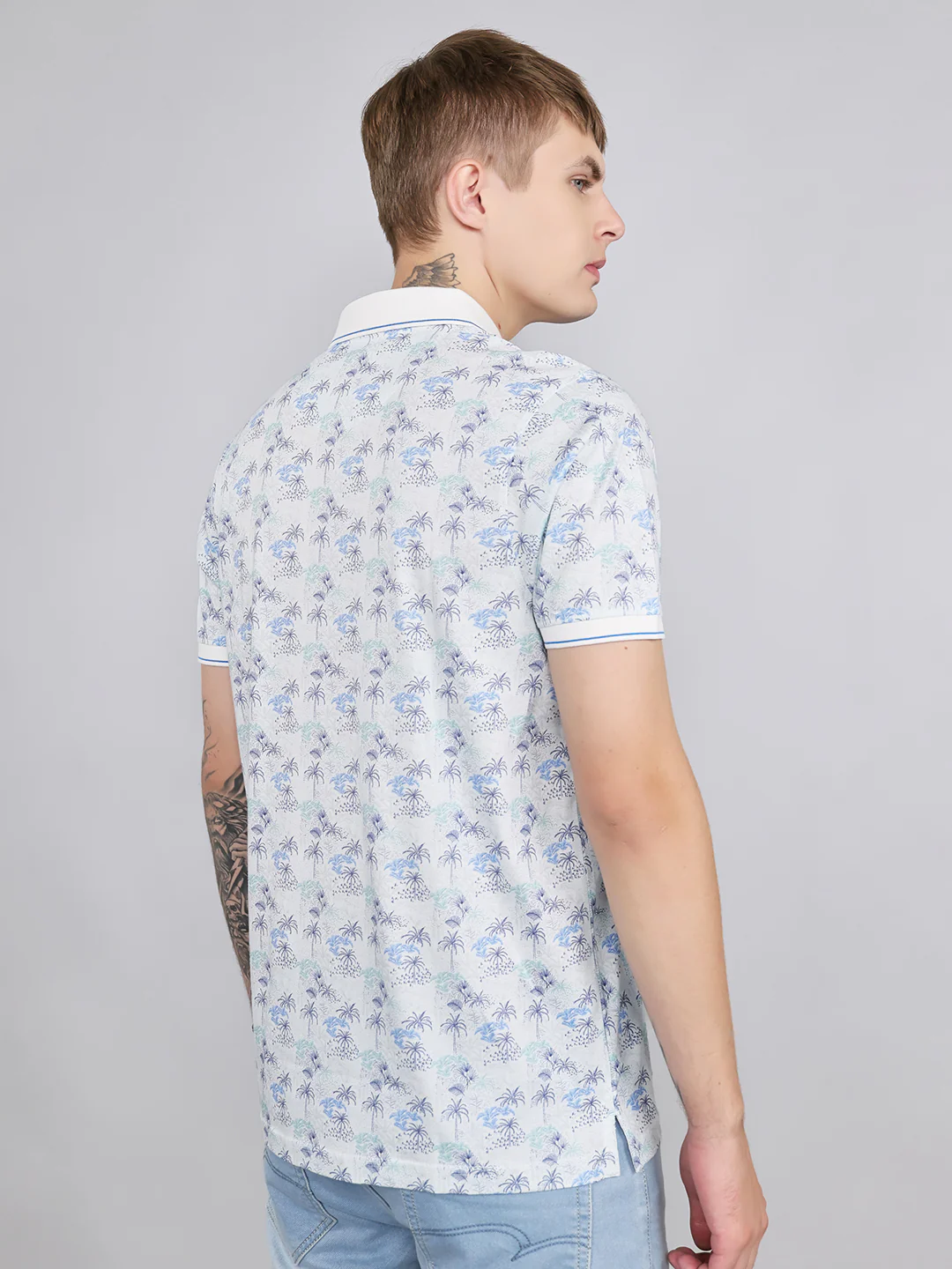 Men White Printed Collar Half Sleeve T-Shirt - Image 5