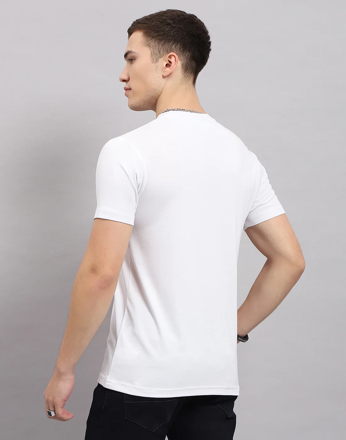 Men White Printed Round Neck Half Sleeve T-Shirt - Image 5