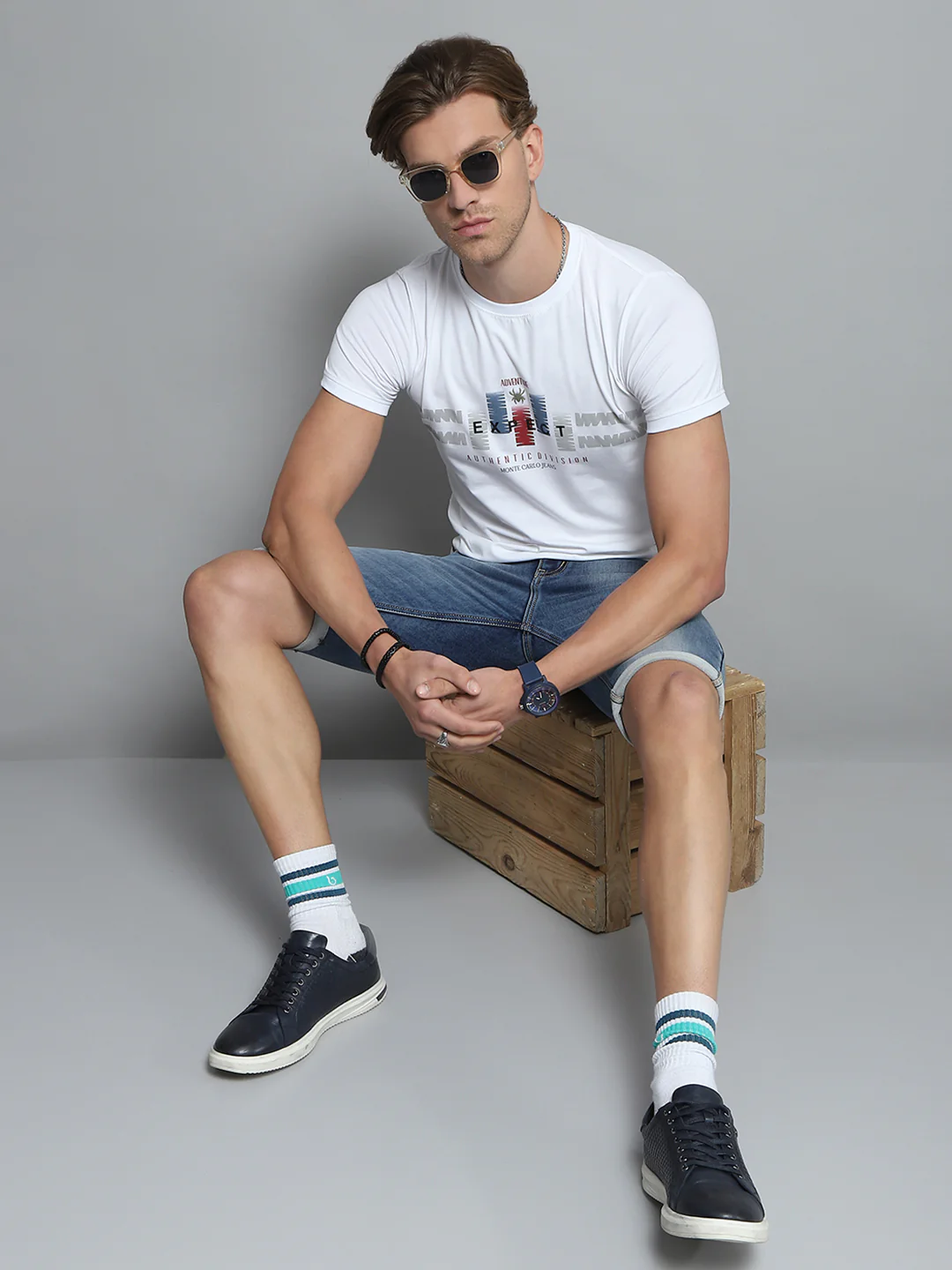 Men White Printed Round Neck Half Sleeve T-Shirt - Image 2