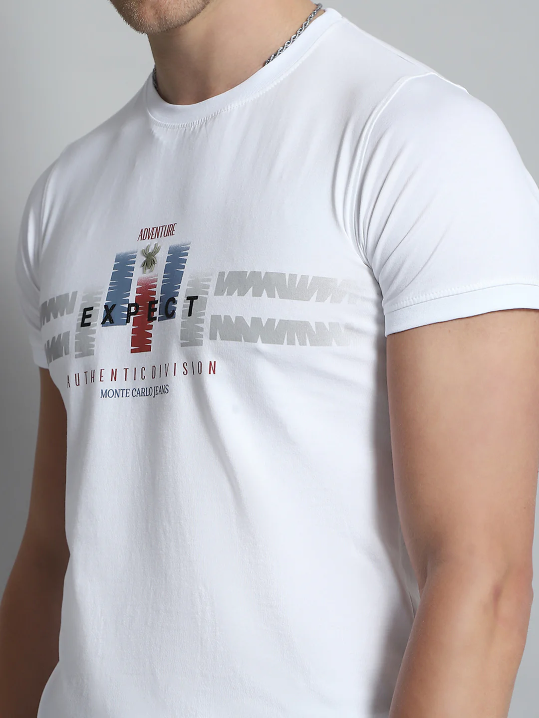 Men White Printed Round Neck Half Sleeve T-Shirt - Image 7