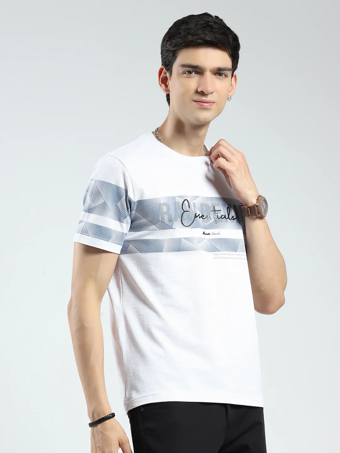 Men White Printed Round Neck Half Sleeve T-Shirt - Image 4