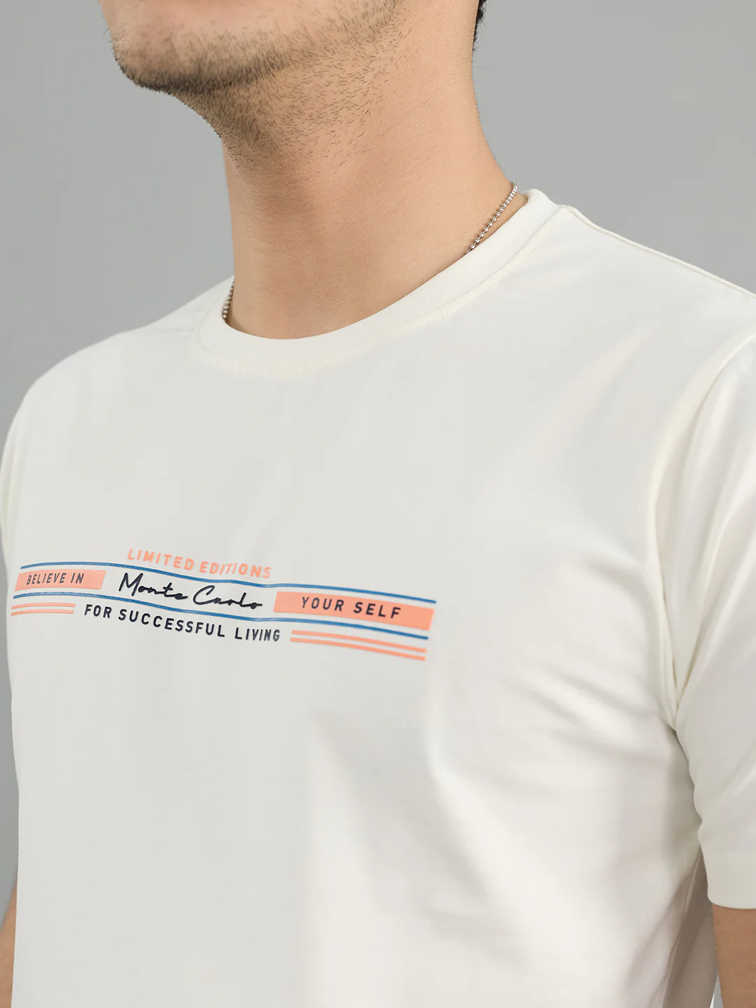 Men White Printed Round Neck Half Sleeve T-Shirt - Image 5