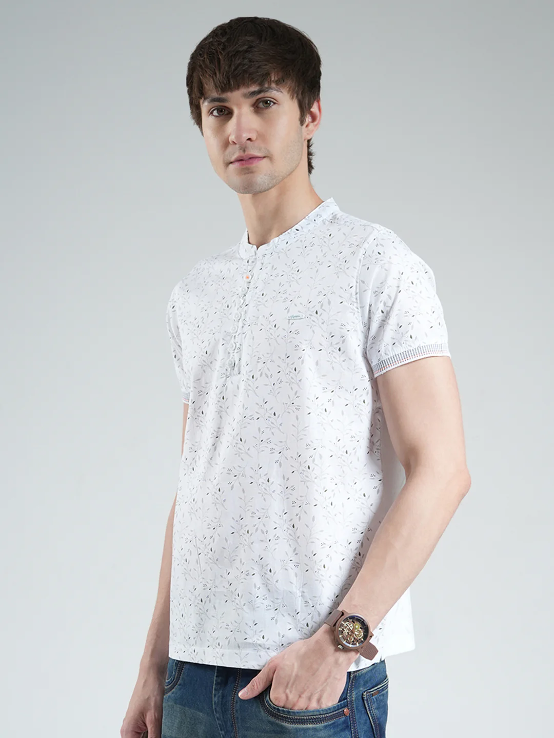 Men White Printed Round Neck Half Sleeve T-Shirt - Image 3