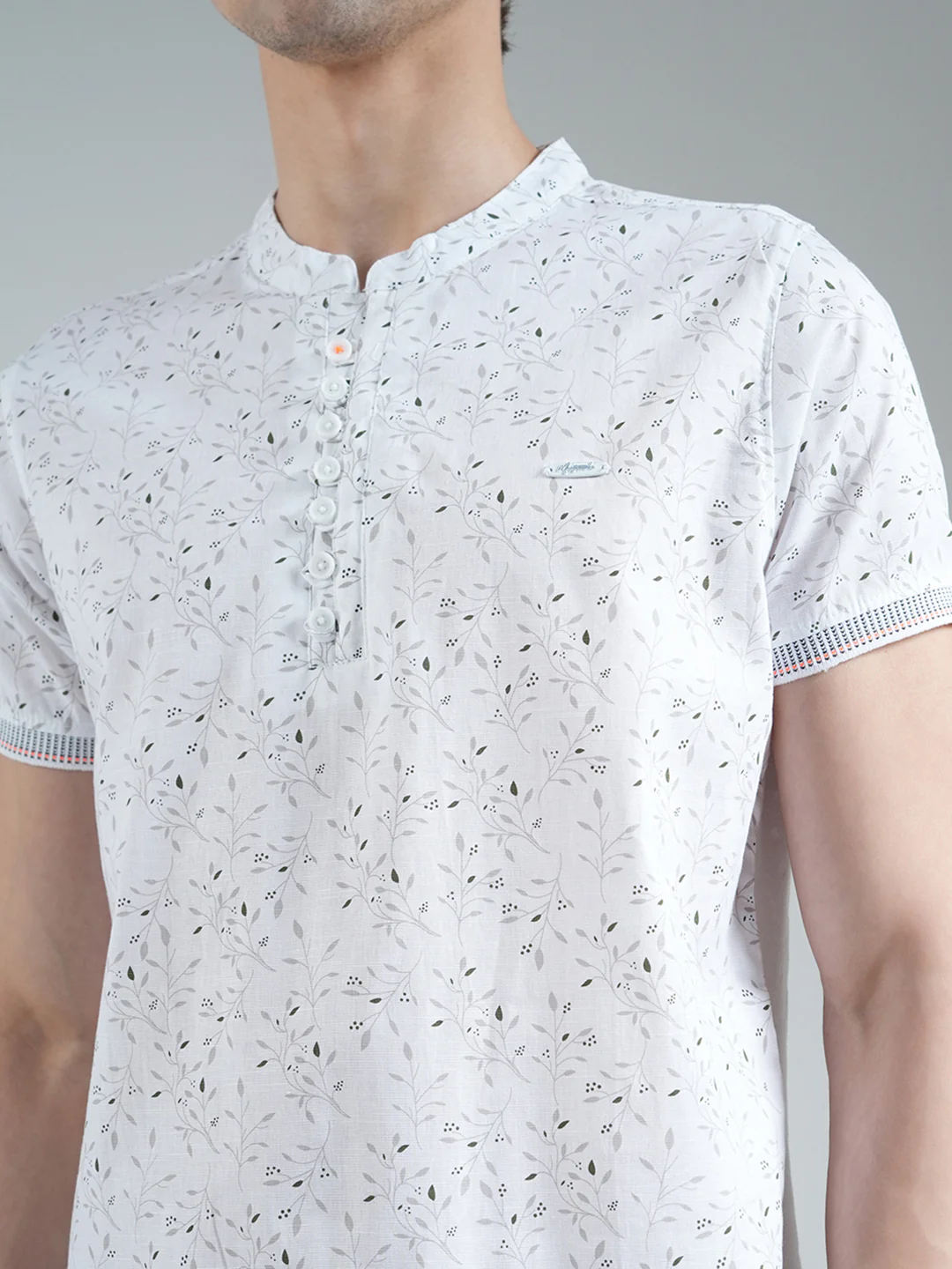 Men White Printed Round Neck Half Sleeve T-Shirt - Image 7