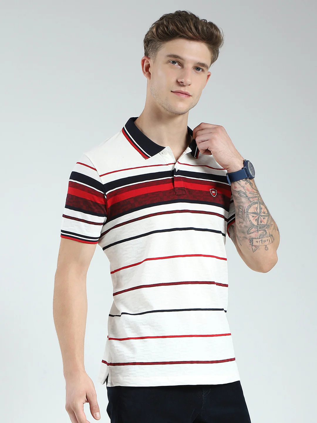 Men White & Red Stripe Collar Half Sleeve T-Shirt - Image 4