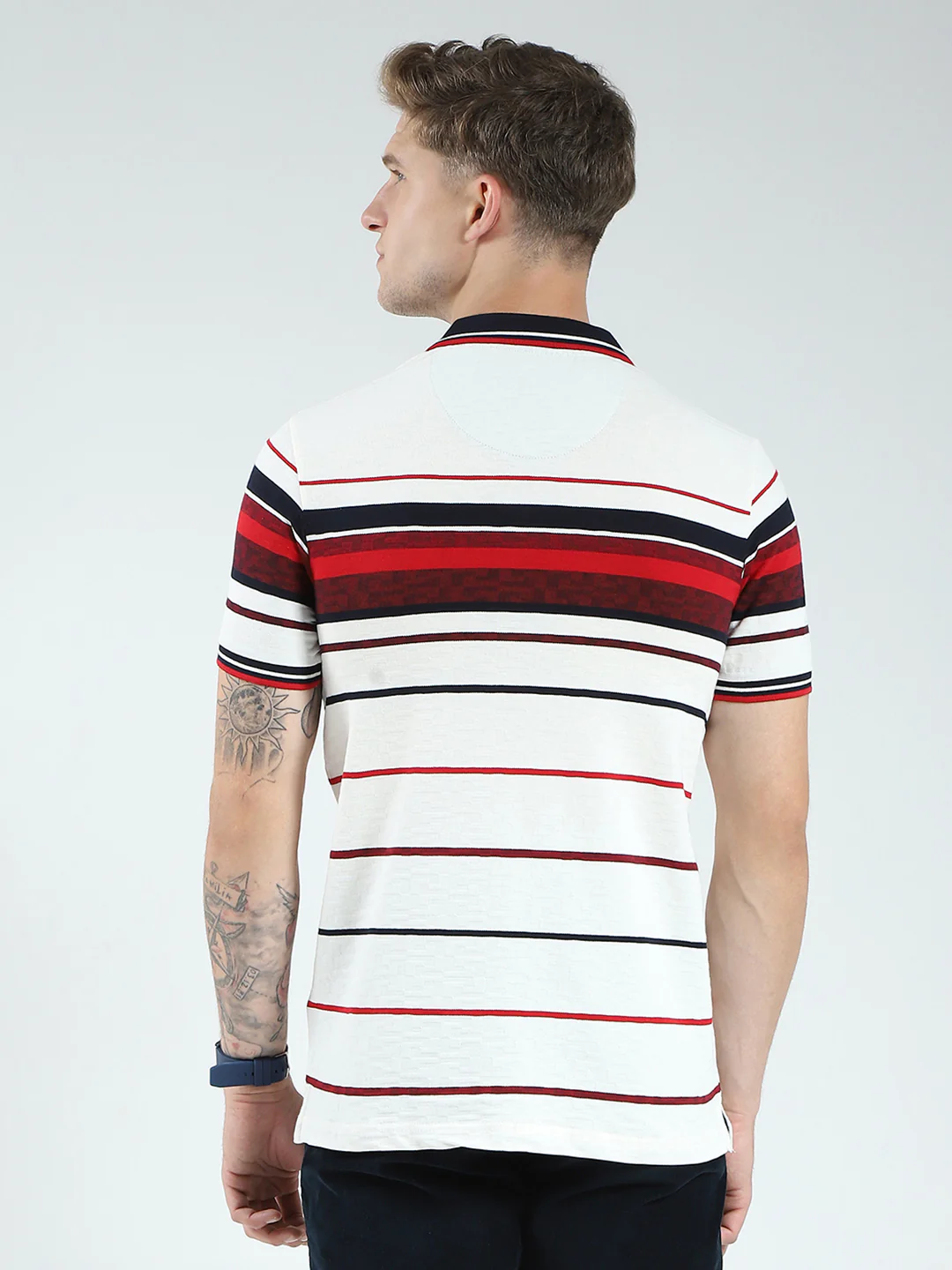 Men White & Red Stripe Collar Half Sleeve T-Shirt - Image 5