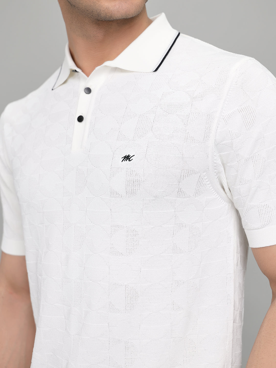 Men White Self Design Collar Half Sleeve T-Shirt - Image 4