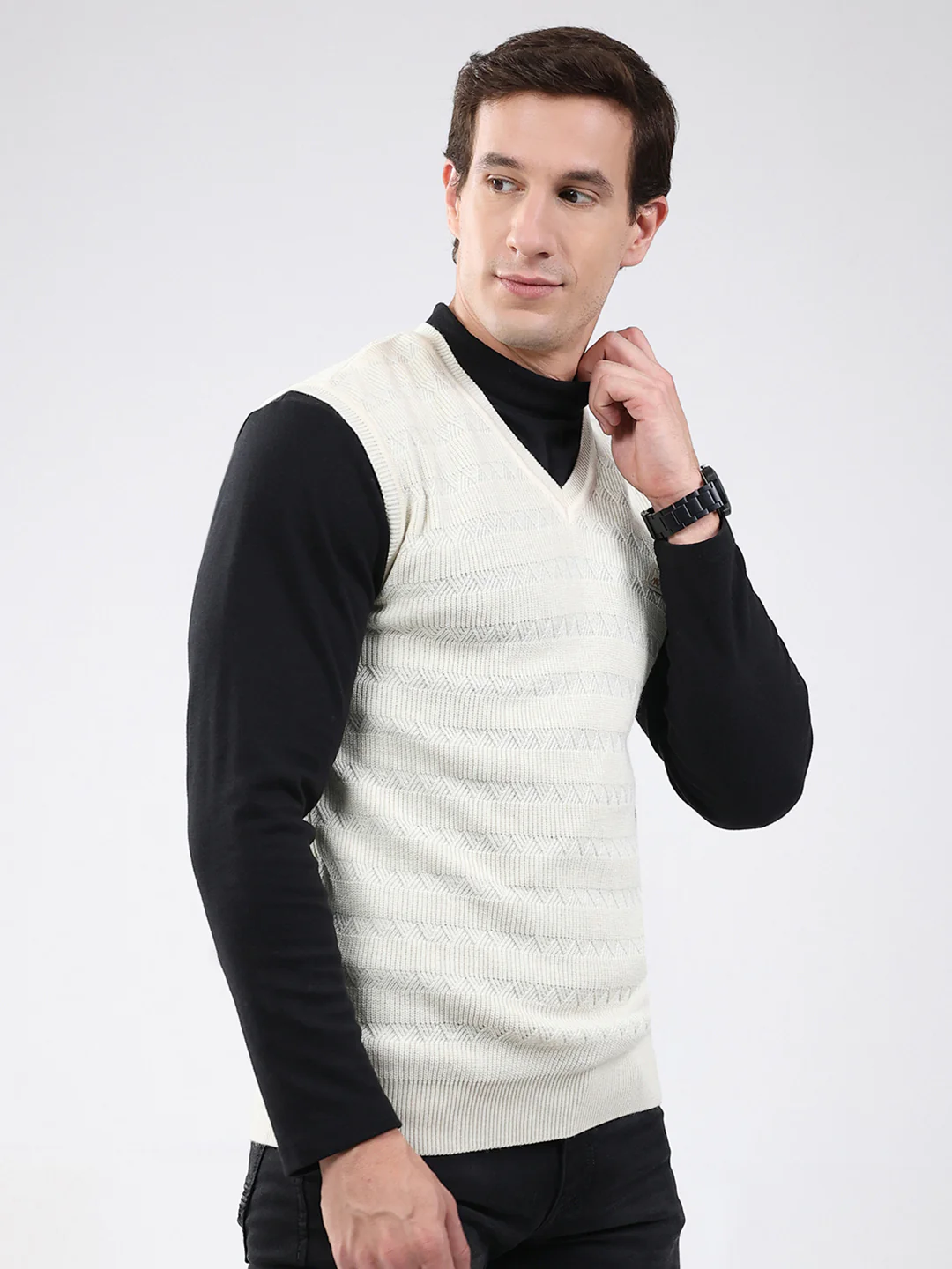 Men White Self Design V Neck Sleeveless Sweater - Image 4