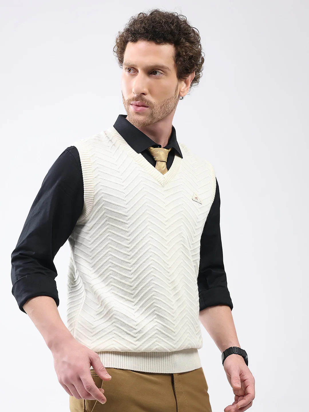 Men White Self Design V Neck Sleeveless Sweater - Image 4