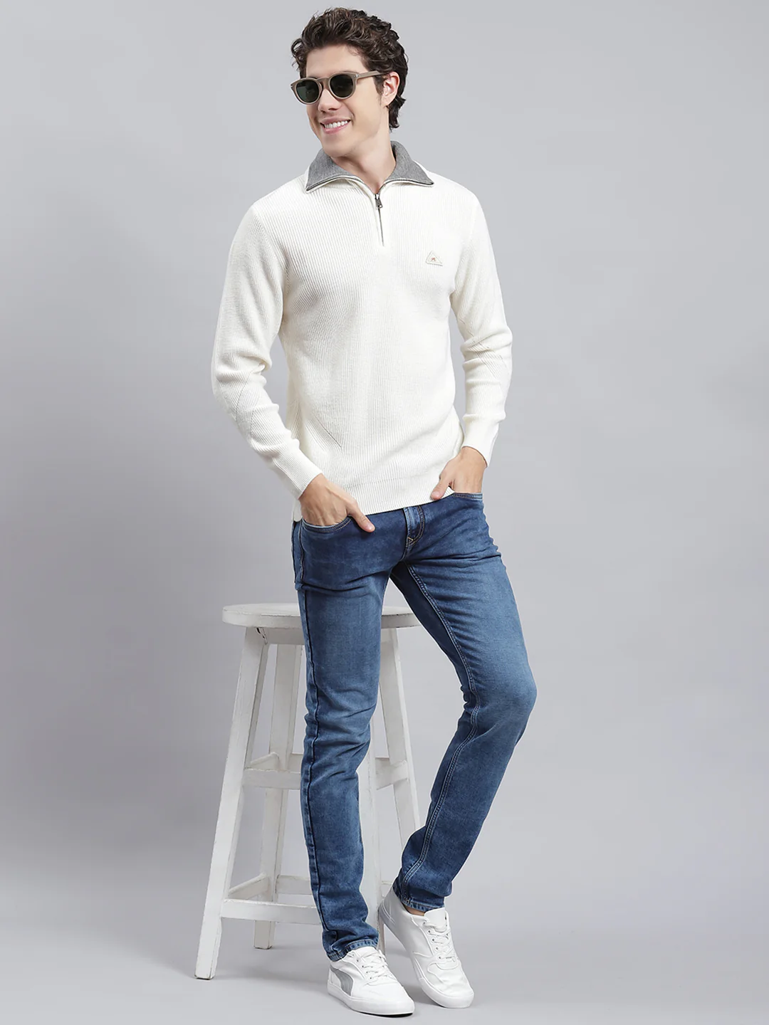 Men White Self Pullover - Image 5