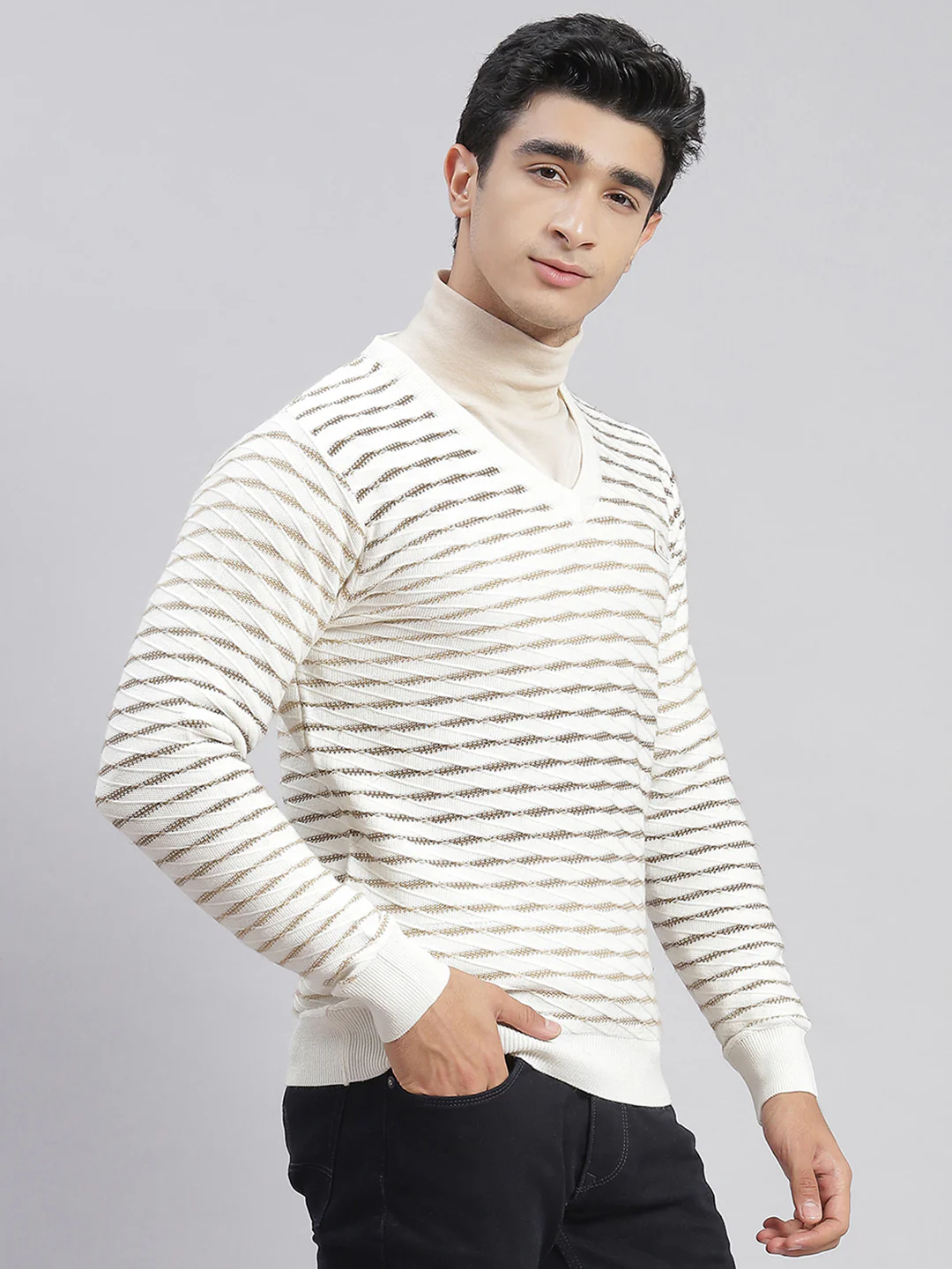 Men White Self Design V Neck Full Sleeve Sweaters/Pullovers - Image 5