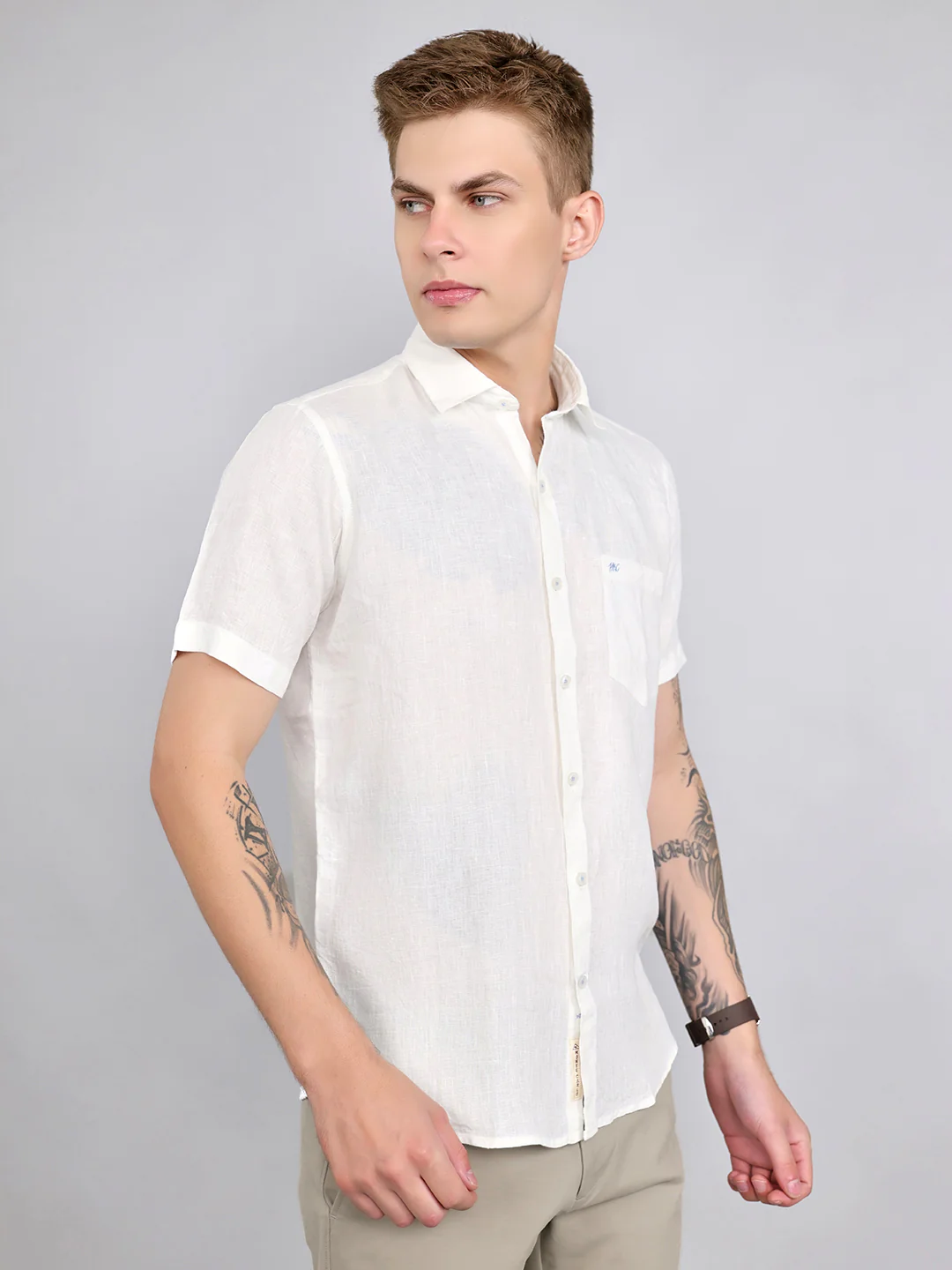 Men White Solid Collar Half Sleeve Shirt - Image 3