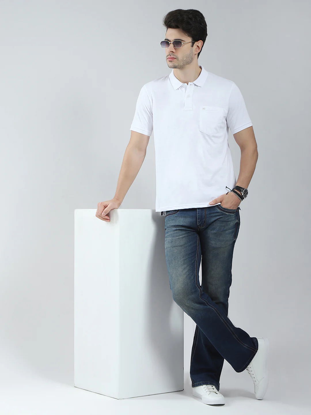 Men White Solid Collar Half Sleeve T-Shirt - Image 2
