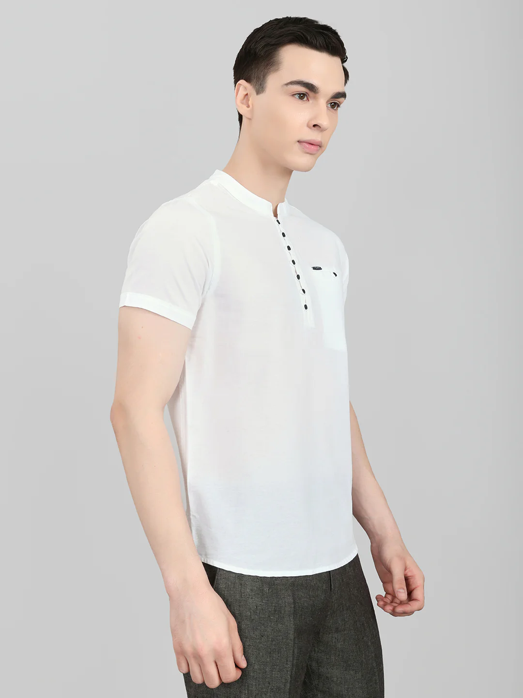 Men White Solid Henley Neck Half Sleeve Kurta - Image 3