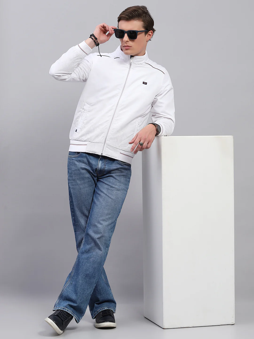 Men White Solid Mock Neck Full Sleeve Jacket - Image 2