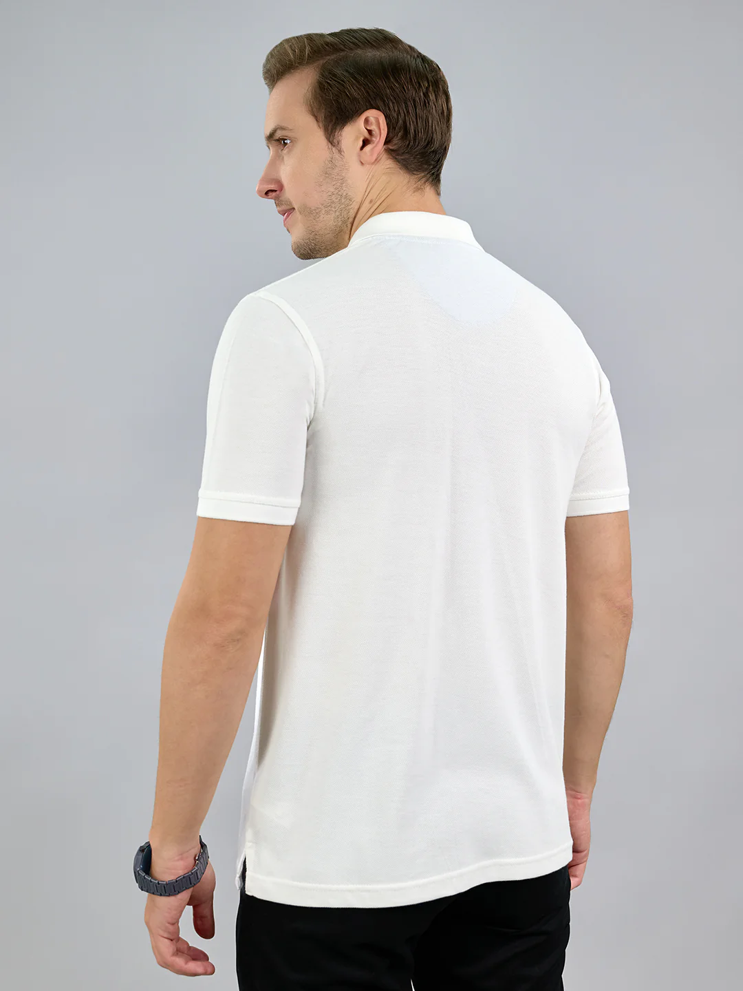 Men White Solid Polo Collar Half Sleeve T-Shirt - Image 4
