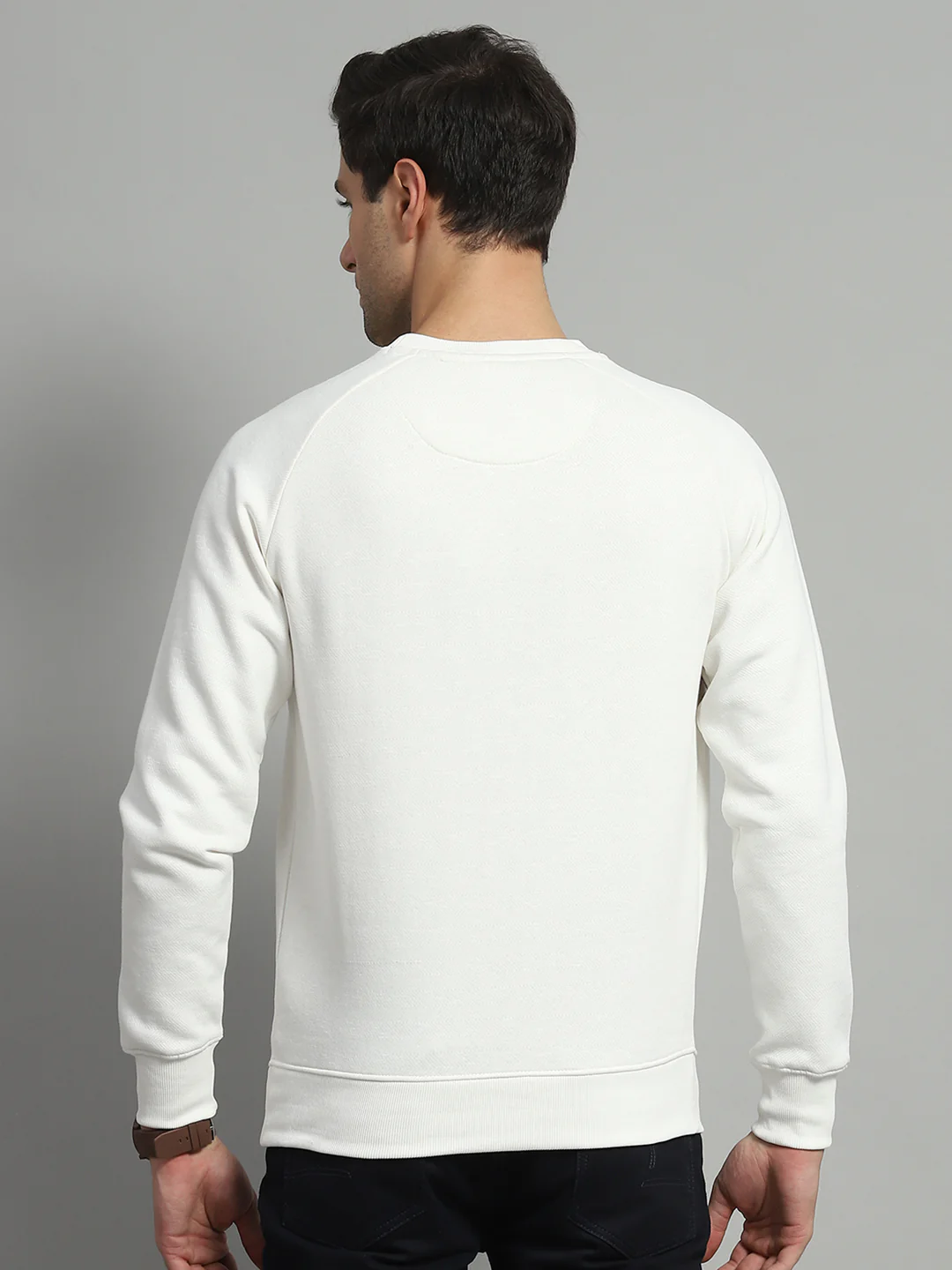 Men White Solid Round Neck Full Sleeve Sweatshirt - Image 5