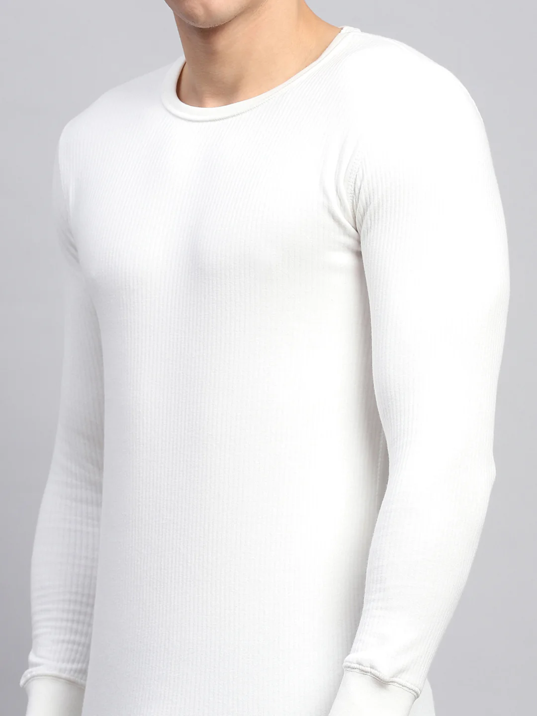 Men White Solid Round Neck Full Sleeve Thermal Vest - Image 6
