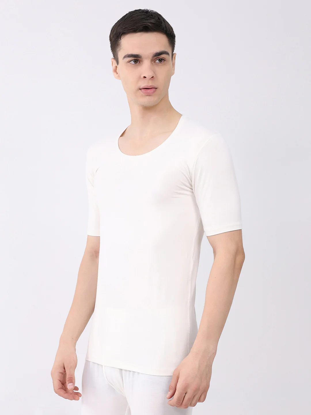 Men White Solid Round Neck Half Sleeve Thermal Vest - Image 3