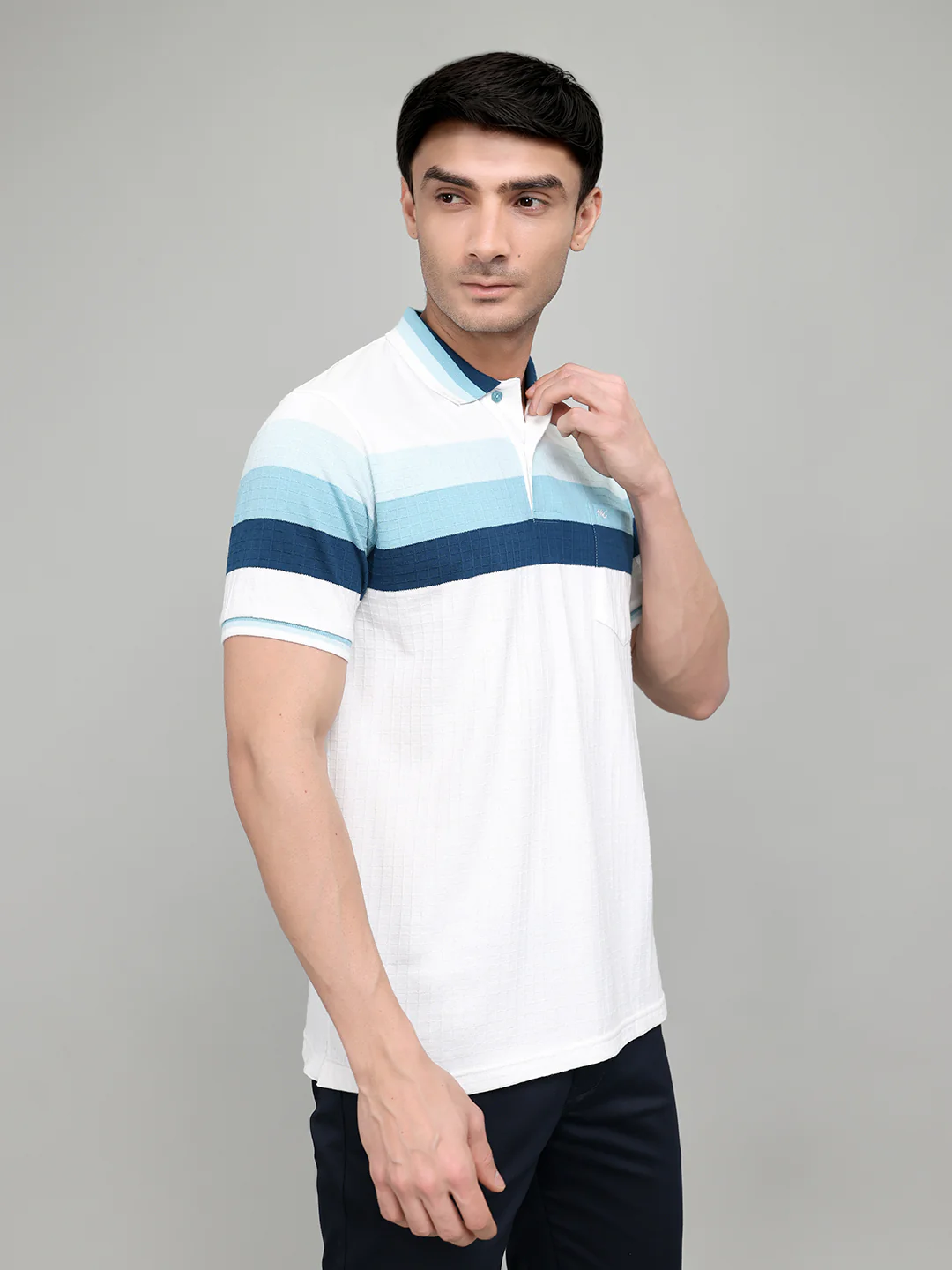 Men White Stripe Collar Half Sleeve T-Shirt - Image 3