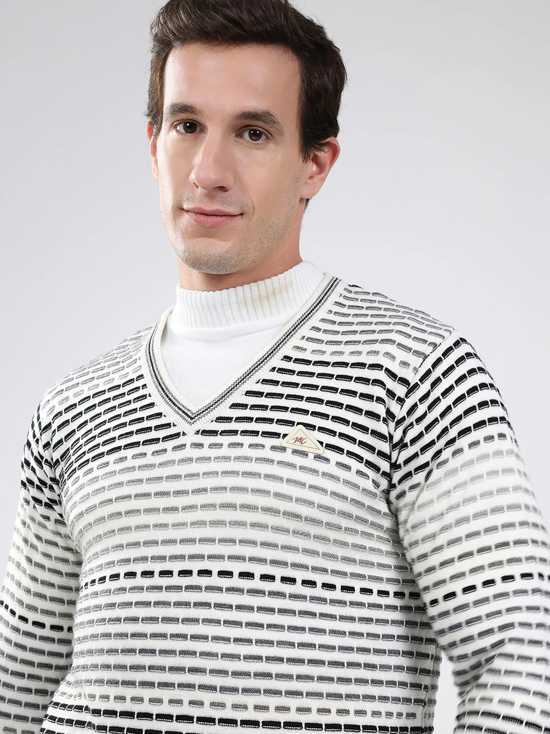 Men White Stripe V Neck Full Sleeve Pullover - Image 7