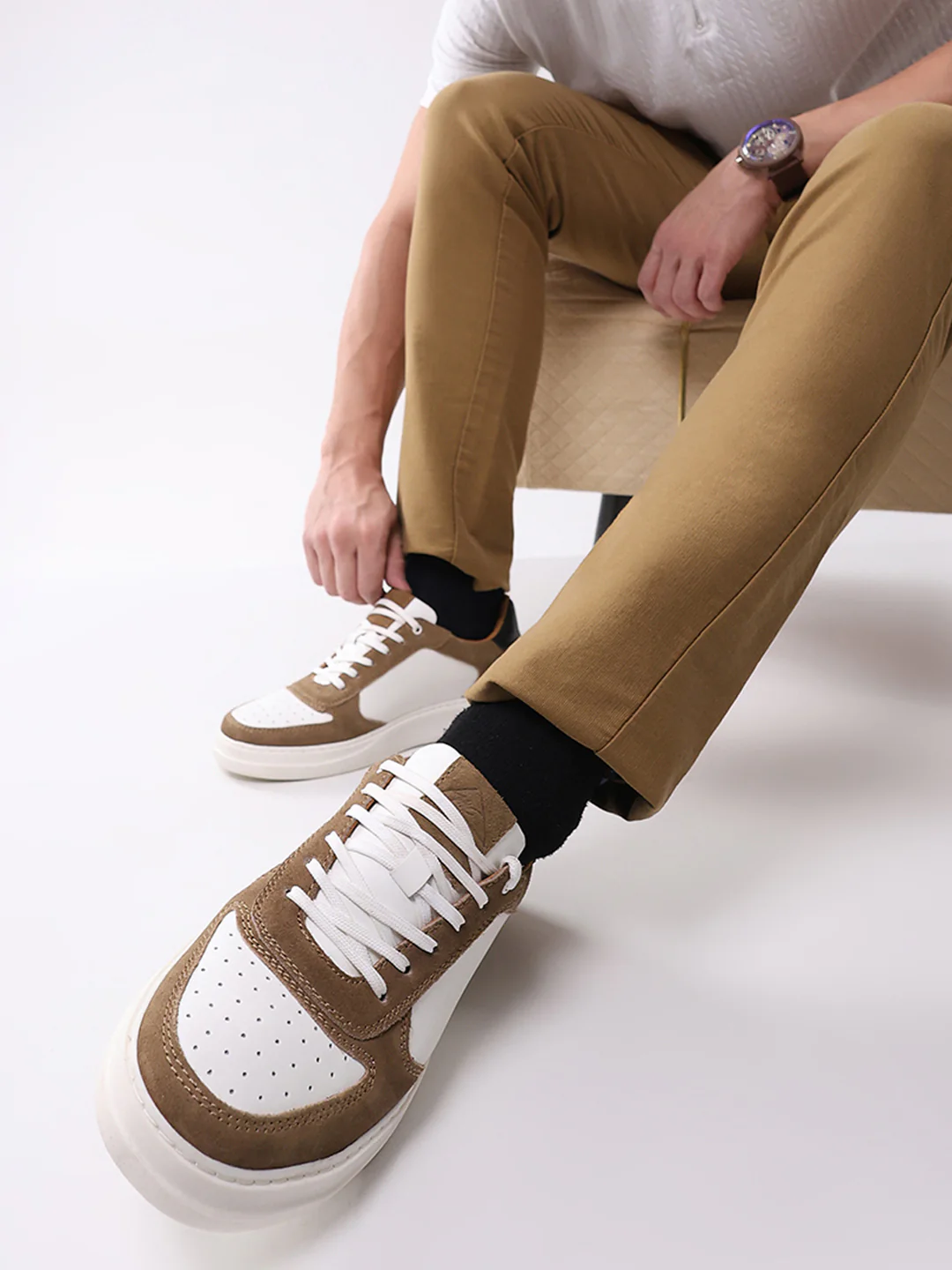 Men White & Tan Lace Up Genuine Leather Casual Sneakers - Image 3