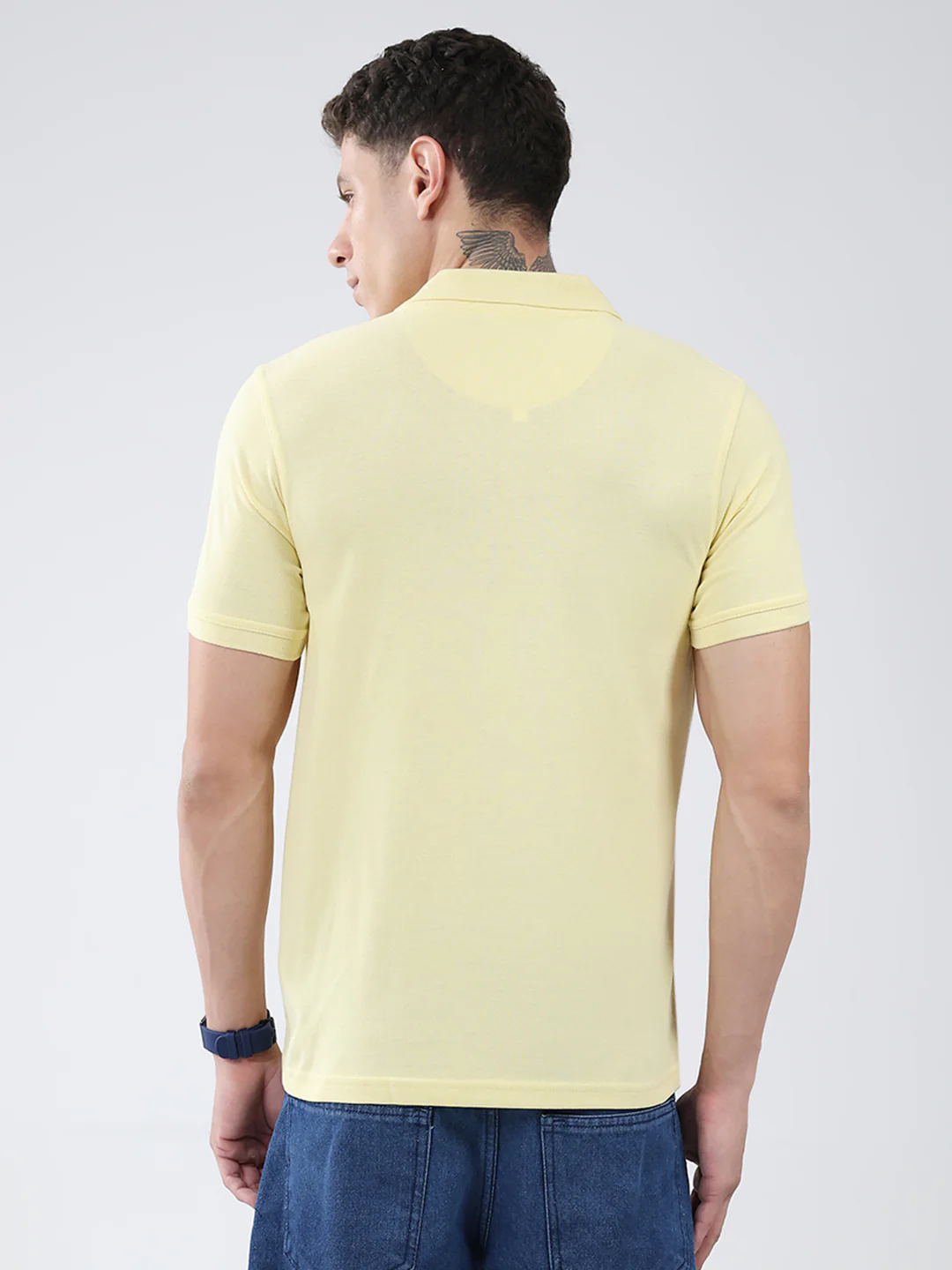 Men Yellow Solid Collar Half Sleeve T-Shirt - Image 5