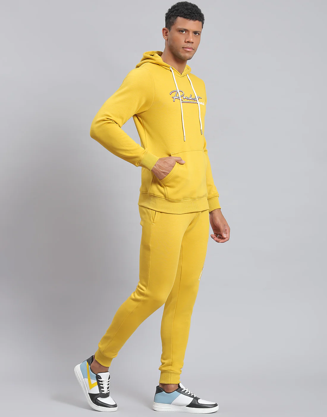 Rock.it Men Yellow Solid Hooded Full Sleeve Tracksuit - Image 4