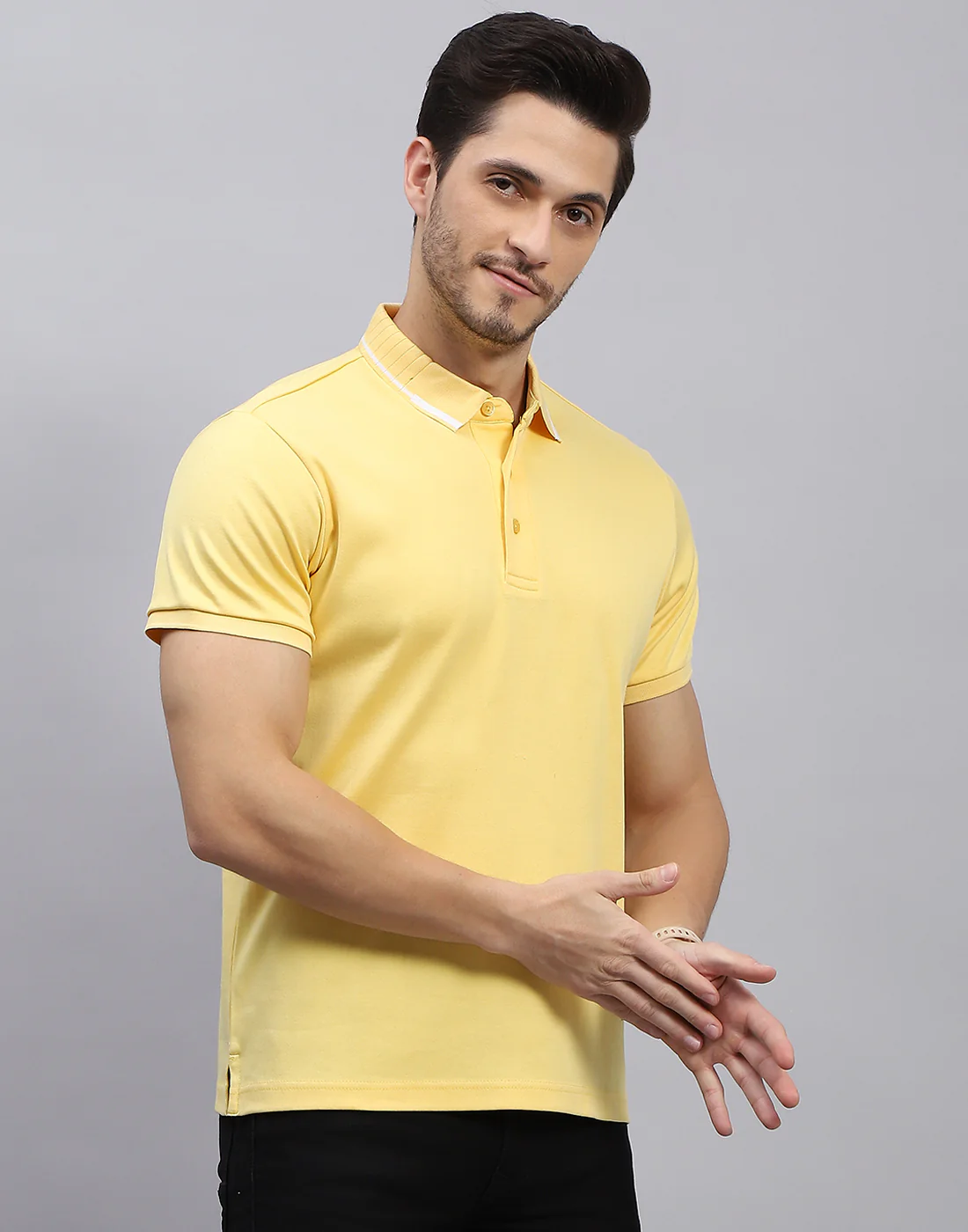 Men Yellow Solid Polo Collar Half Sleeve T-Shirt - Image 4