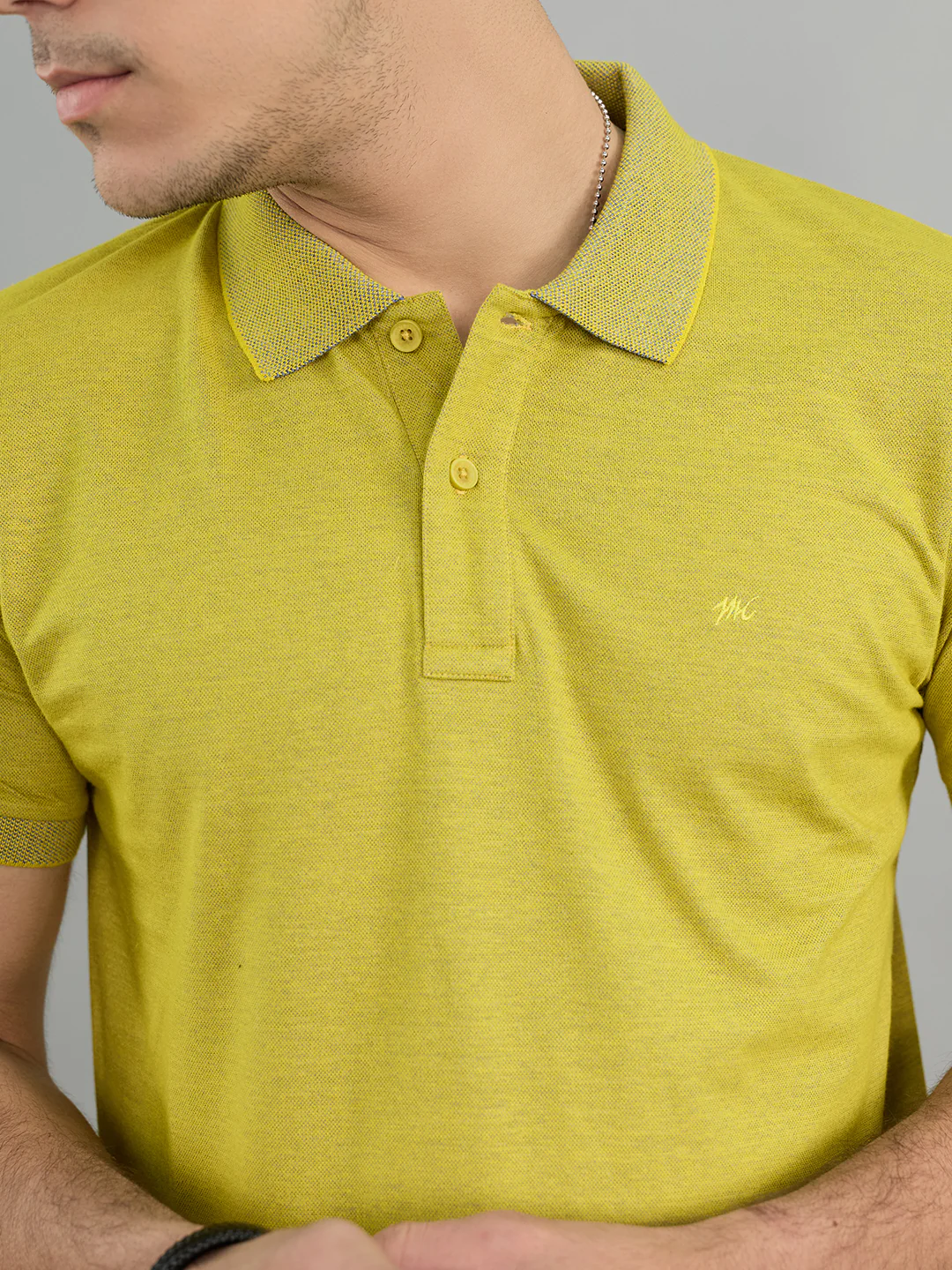 Men Yellow Solid Polo Collar Half Sleeve T-Shirt - Image 4