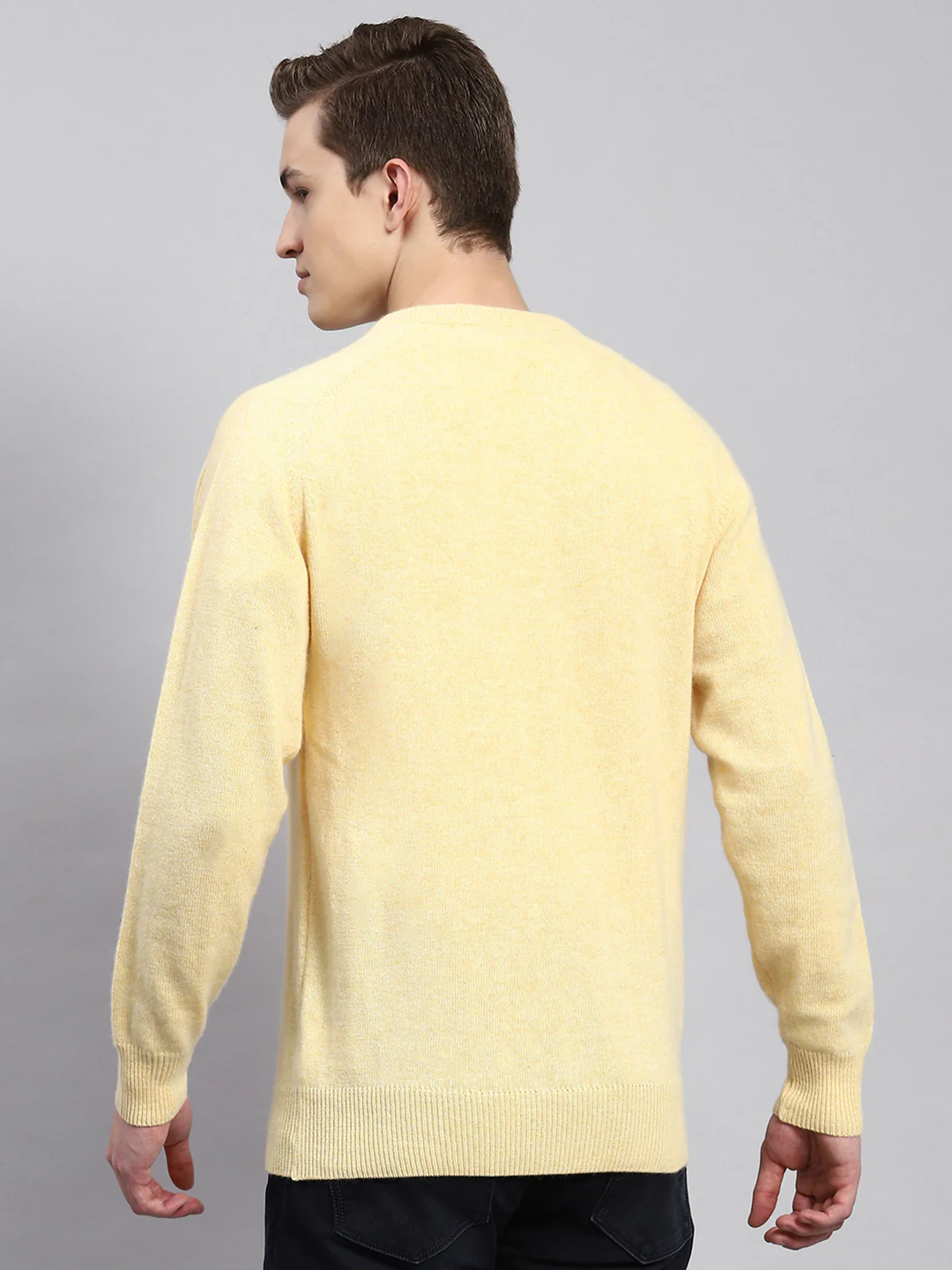Men Yellow Solid Pullover - Image 5