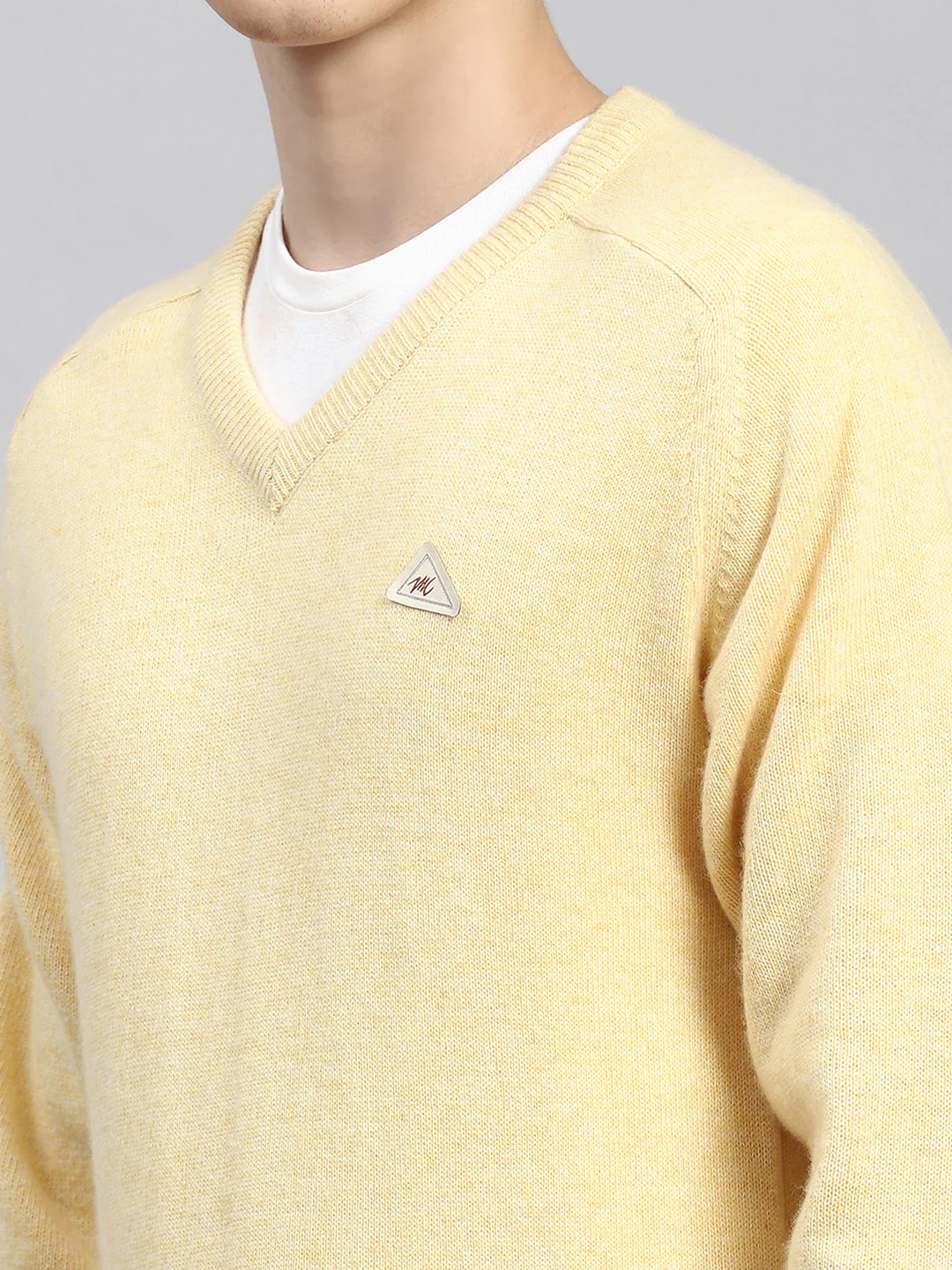 Men Yellow Solid Pullover - Image 6