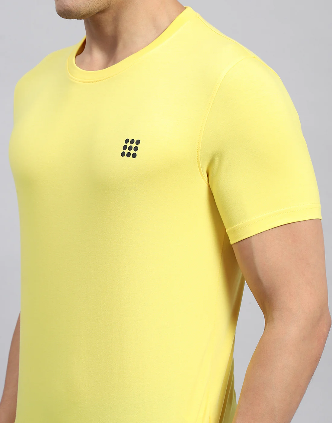 Rock.it Men Yellow Solid Round Neck Half Sleeve T-Shirt - Image 6