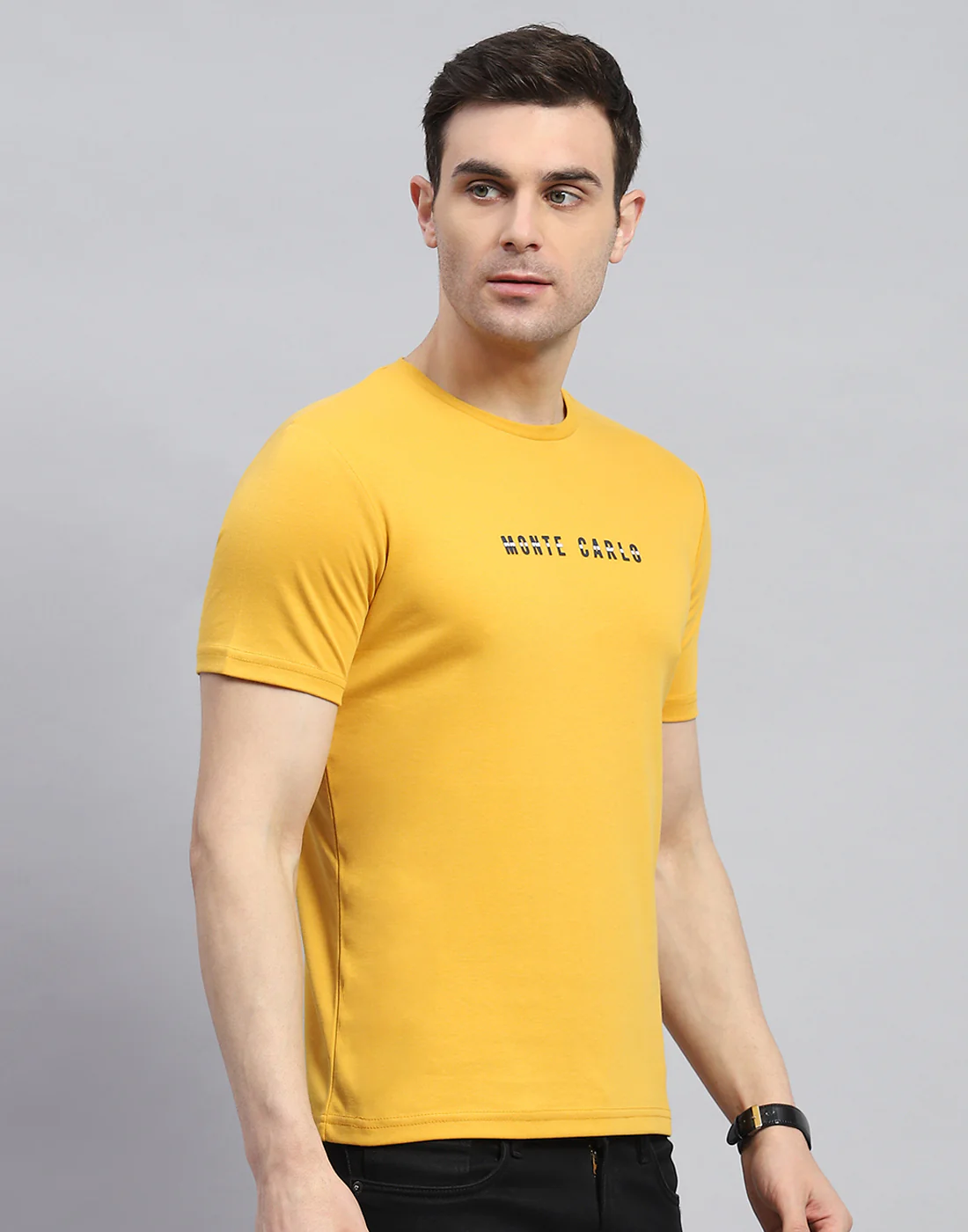Men Yellow Solid Round Neck Half Sleeve T-Shirt - Image 5