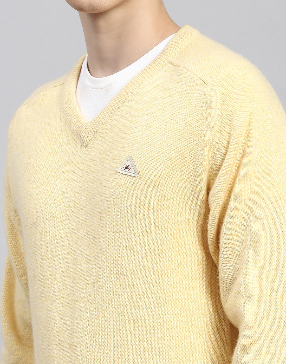 Men Yellow Solid V Neck Full Sleeve Pullover - Image 6