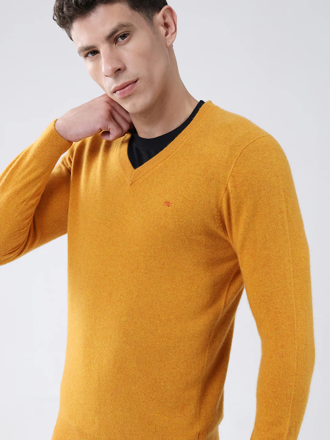 Men Yellow Solid V Neck Full Sleeve Pullover - Image 2
