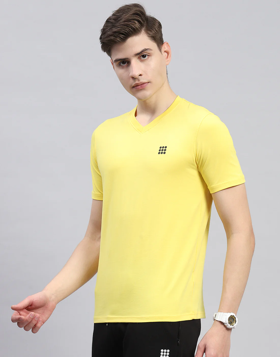 Rock.it Men Yellow Solid V Neck Half Sleeve T-Shirt - Image 3