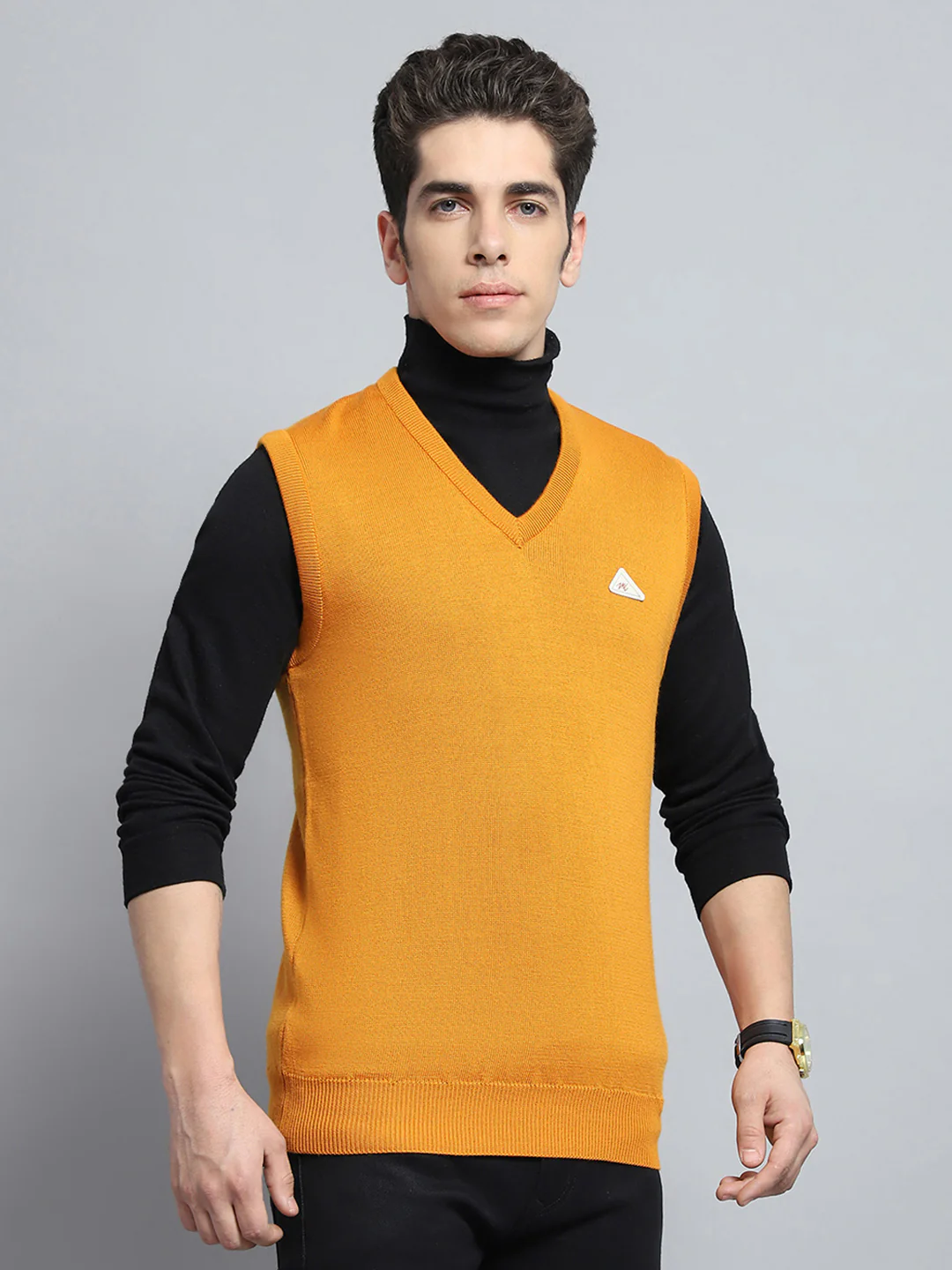 Men Yellow Solid V Neck Sleeveless Sweater - Image 4