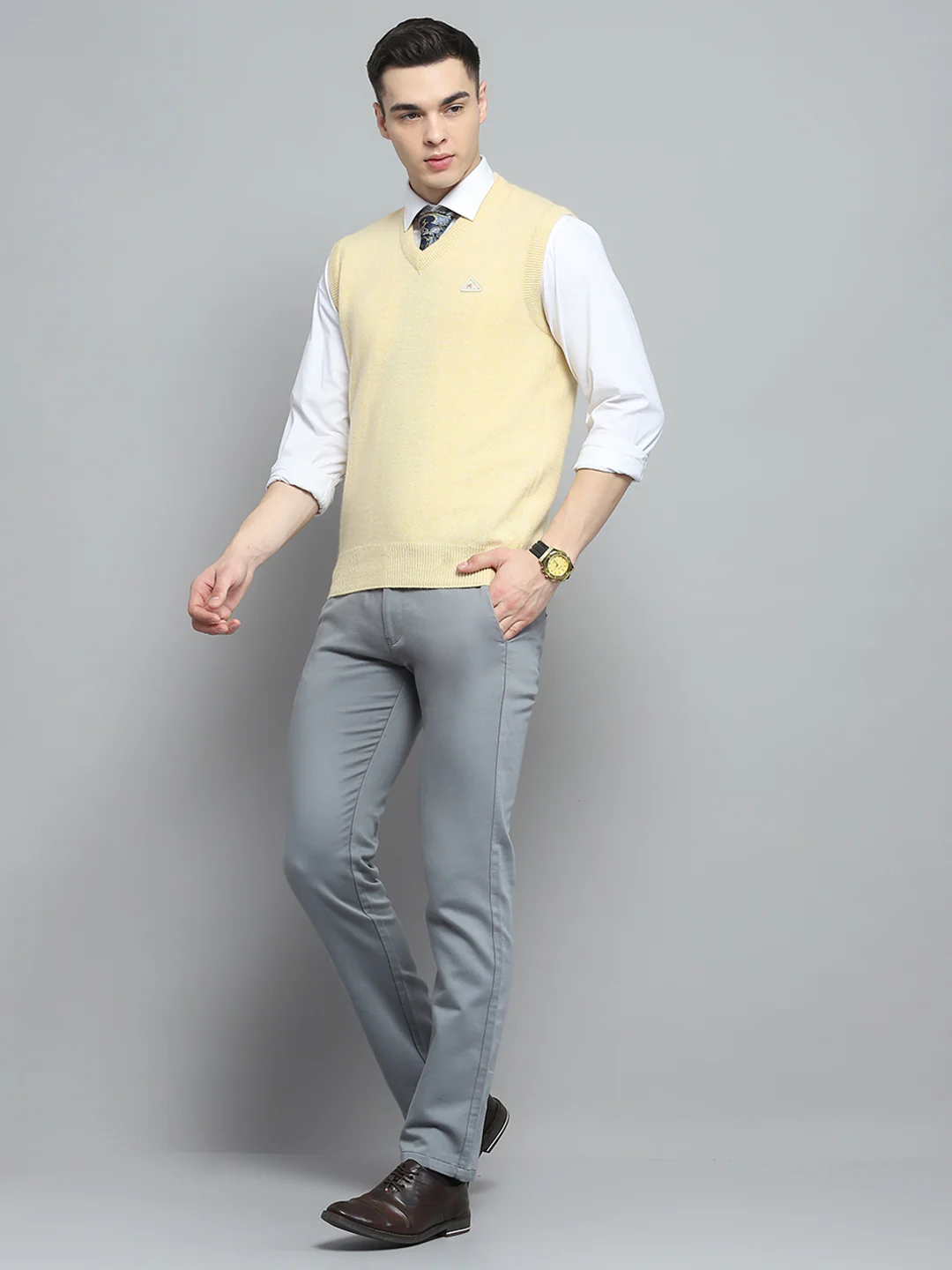 Men Yellow Solid V Neck Sleeveless Sweater - Image 2