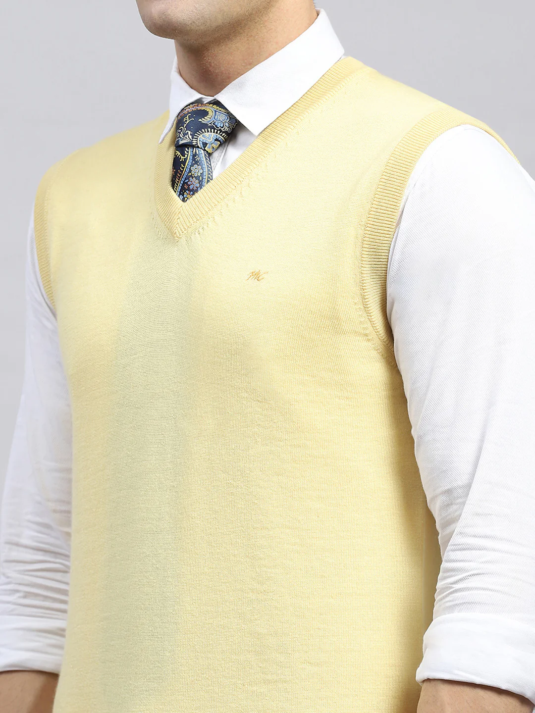 Men Yellow Solid V Neck Sleeveless Sweater - Image 6