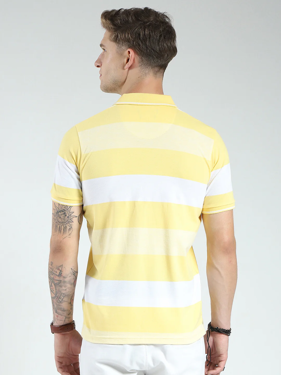 Men Yellow Stripe Collar Half Sleeve T-Shirt - Image 5