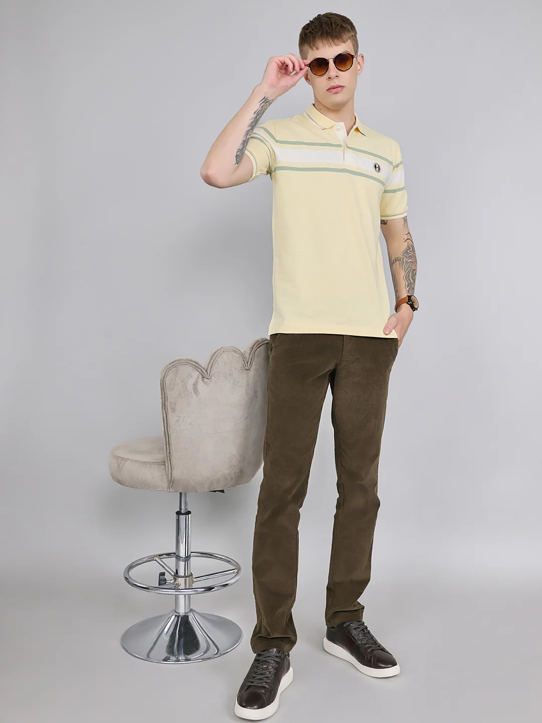 Men Yellow Stripe Collar Half Sleeve T-Shirt - Image 6