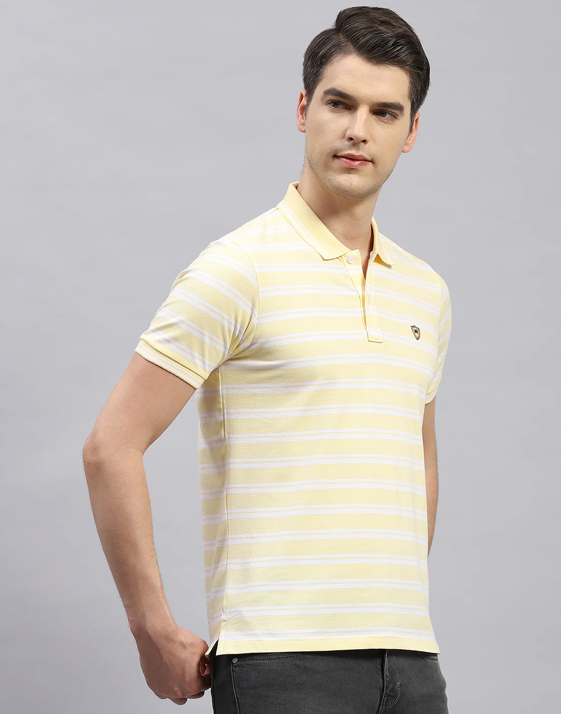 Men Yellow Stripe Polo Collar Half Sleeve T-Shirt - Image 4