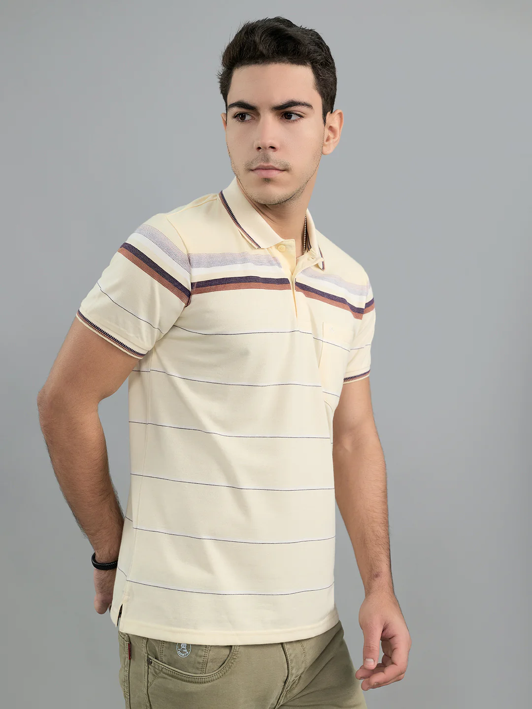 Men Yellow Stripe Polo Collar Half Sleeve T-Shirt - Image 3