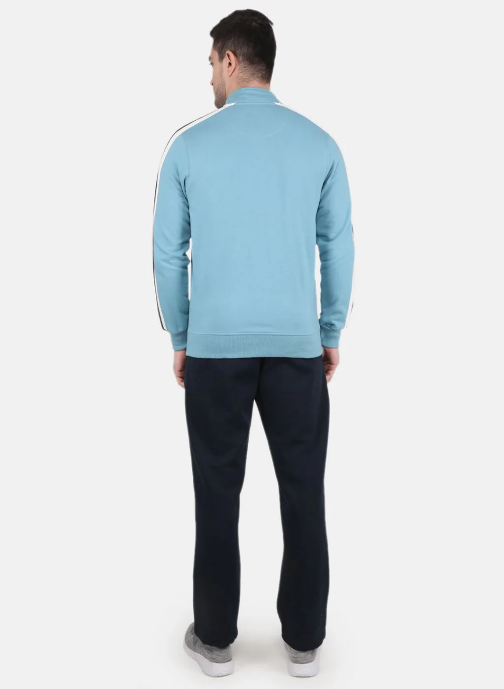 Men Blue Solid Sweatshirt - Image 3
